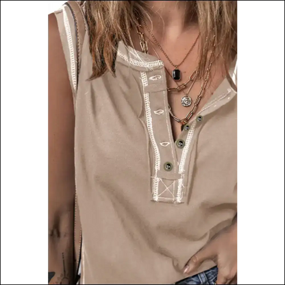Chic Contrast Stitching Round Neck Tank - Tops on Sale Worldwide Shipping