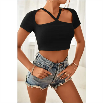 Chic Cutout Short Sleeve Cropped Top - Black / l - Tank Tops on Sale Worldwide Shipping