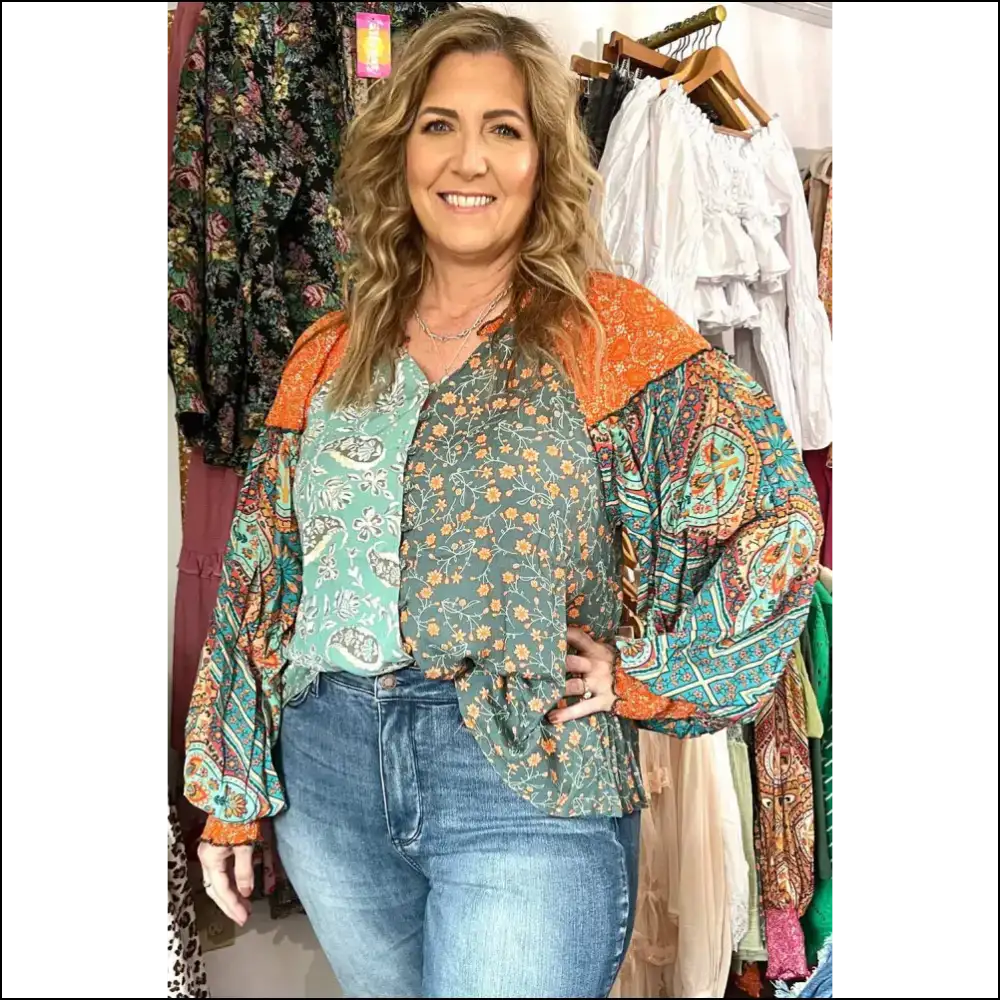 Chic Green Floral Patchwork: Finally a Top that Fits! 🌼 Needful Things - Plus Size Tops on Sale Worldwide Shipping