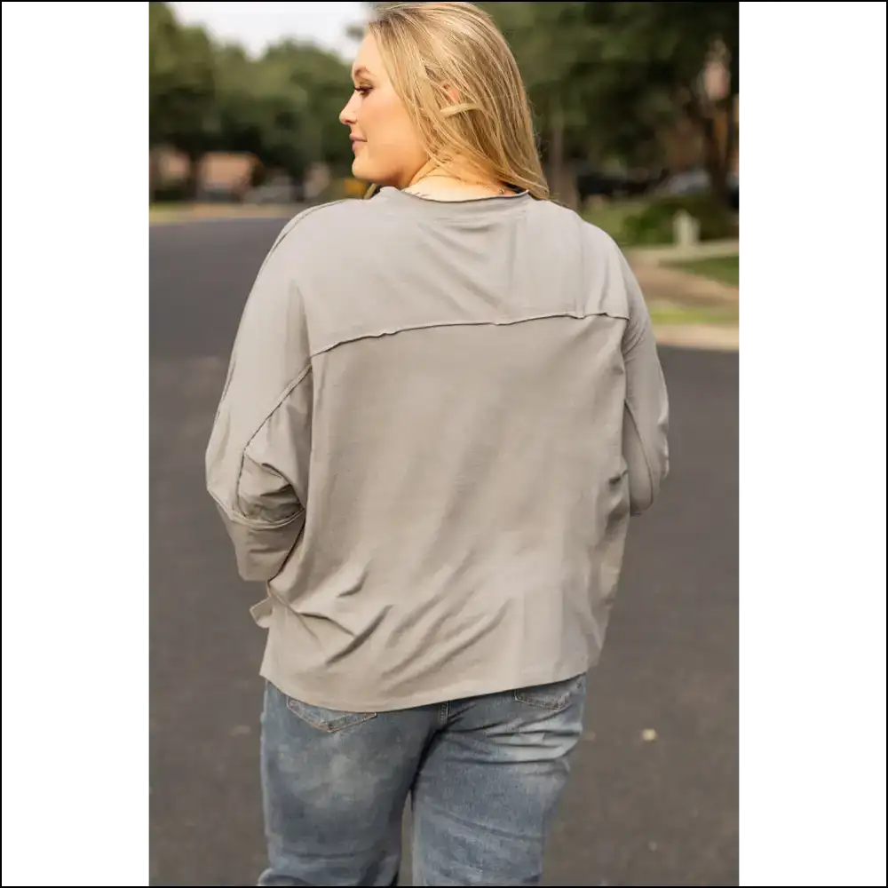 Chic Grey Floral Star Patch: Shine Darling! ✨ Needful Things - Plus Size Tops on Sale Worldwide Shipping