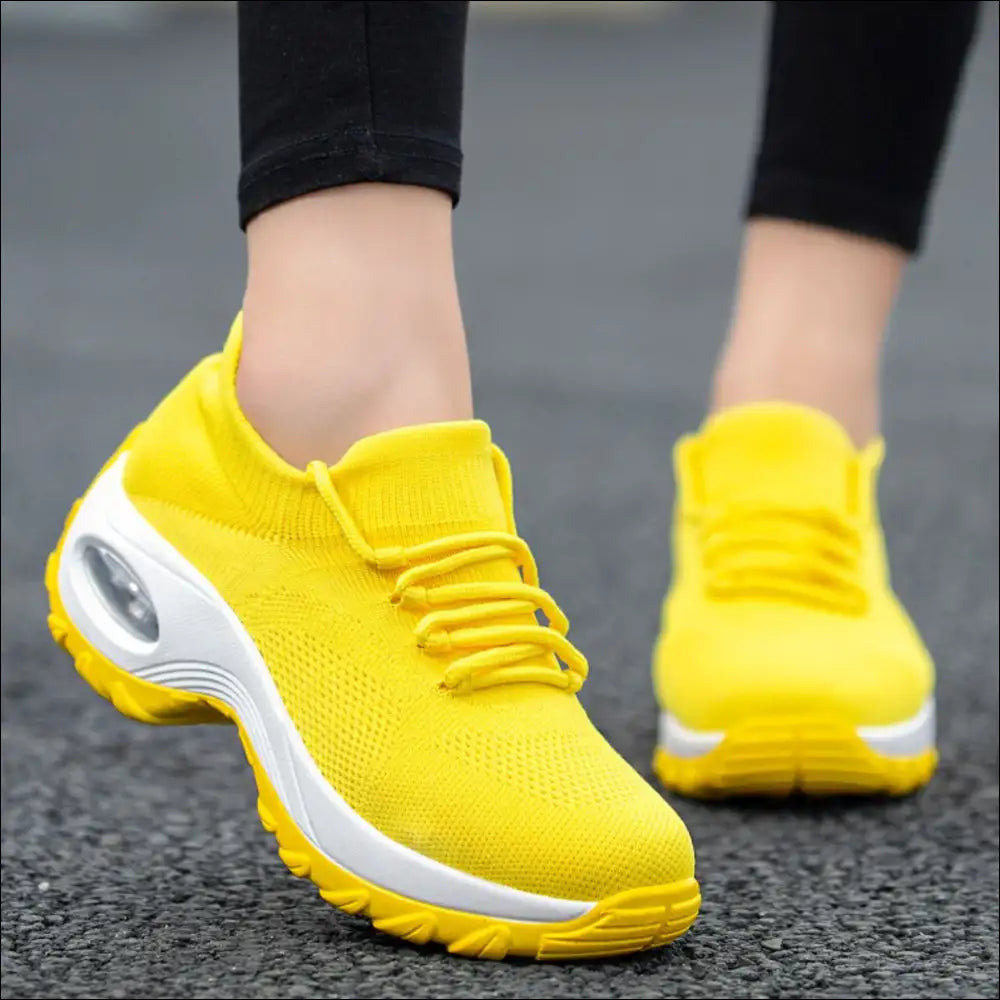 Chic Lace Up Round Toe Platform Sneakers - Yellow / 41(us10) - Athletic Shoes on Sale Worldwide Shipping