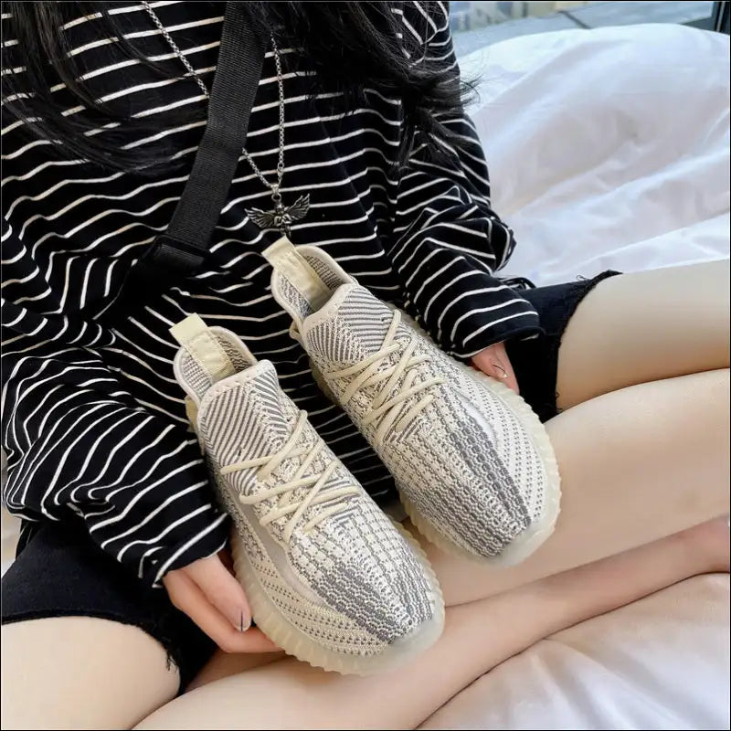Chic Mesh Lace-up Platform Athletic Shoes - on Sale Worldwide Shipping