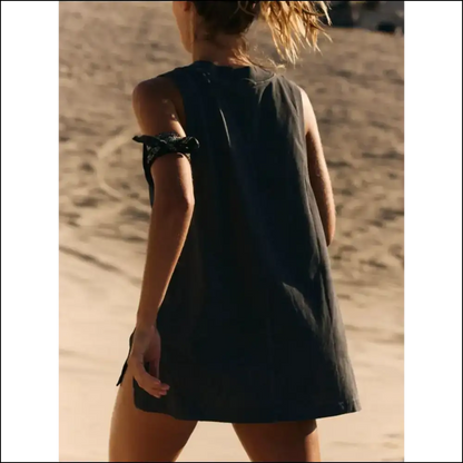 Chic Side Slit V-neck Tank Top - Tops on Sale Worldwide Shipping