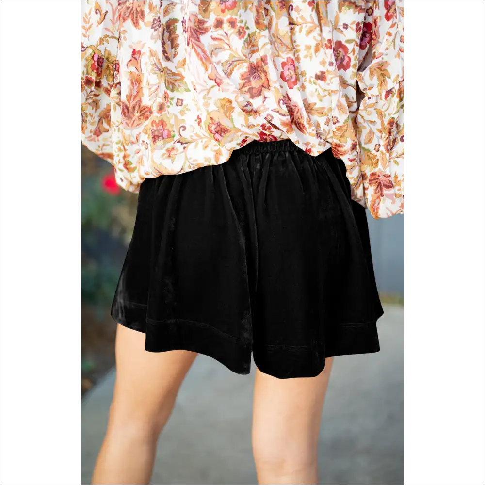 Chic Smocked High Waist Shorts - on Sale Worldwide Shipping