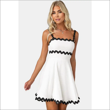 White / M