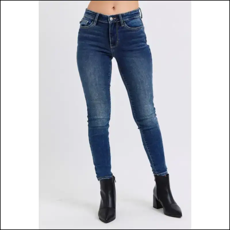 Drop-dead Gorgeous in Judy Blue Mid-rise Skinny Jeans - Yes Please! 😍 - Dark / 14w - on Sale Worldwide Shipping