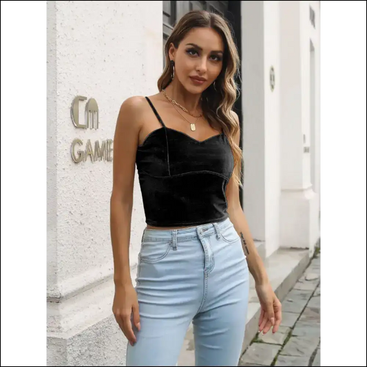 Feel Fabulous and Slightly Sinful in our Sweetheart Neck Cropped Cami! 💖 - Black / s - Tank Tops on Sale Worldwide Shipping