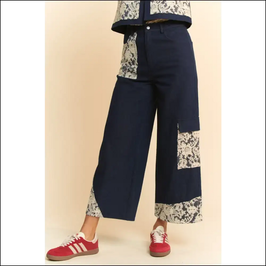 Flaunt your Fabulousness: Davi & Dani’s Unapologetic Lace Applique Wide Leg Jeans! - Dark / s - Jeans on Sale Worldwide Shipping