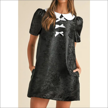 Black / M