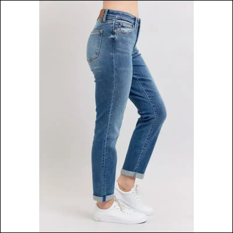 Get Ready to Revolutionize your Rear with Judy Blue’s Mid Rise Skinny Cuff! 😏👖✨ - Jeans on Sale Worldwide Shipping