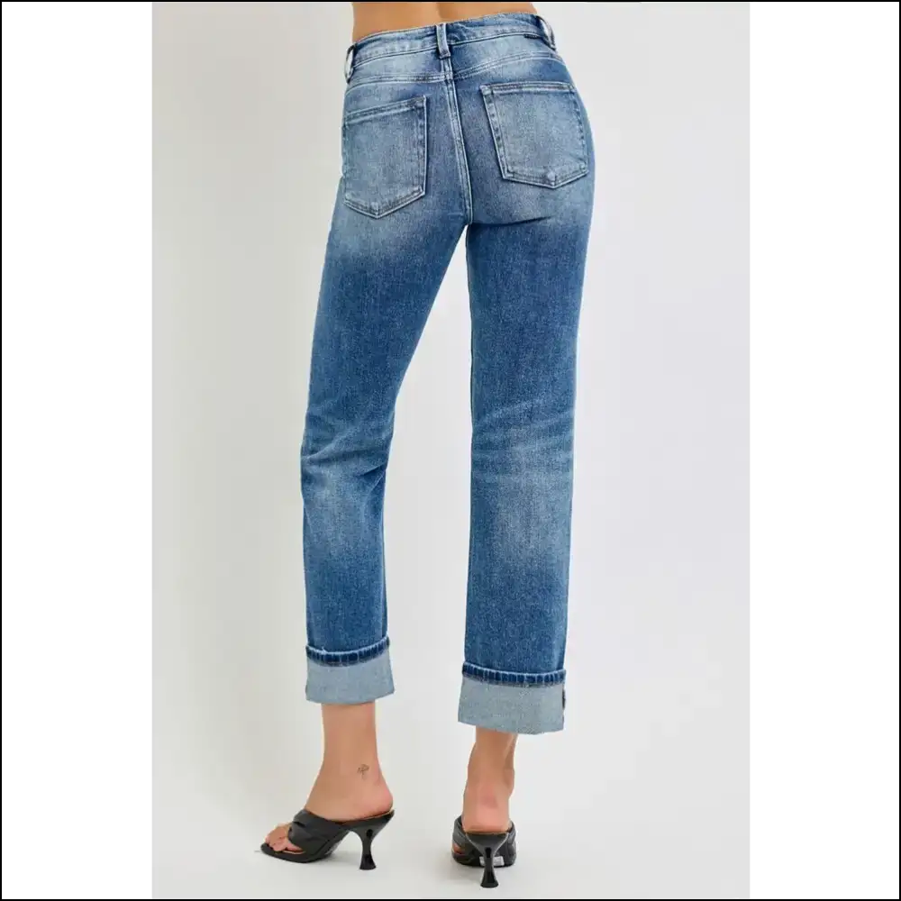 Get your High Rise Crop Jeans and Roll Up for Unforgettable Style 😂👖 - on Sale Worldwide Shipping