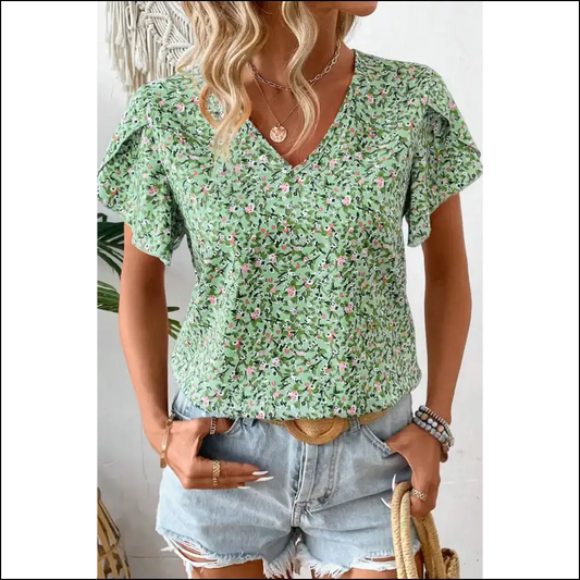 Green Boho Floral v Neck: Neck Cocktails 🍸 Needful Things - s - Blouses on Sale Worldwide Shipping