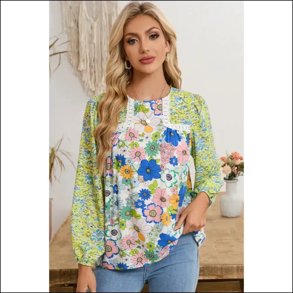 Green Bubble Sleeve Floral Blouse: from Drab to Fab! 💚 Needful Things - Blouses on Sale Worldwide Shipping