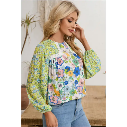 Green Bubble Sleeve Floral Blouse: from Drab to Fab! 💚 Needful Things - Blouses on Sale Worldwide Shipping