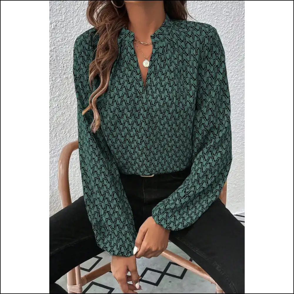 Green Geometric Print Blouse Instant Fashionista - s - Blouses on Sale Worldwide Shipping