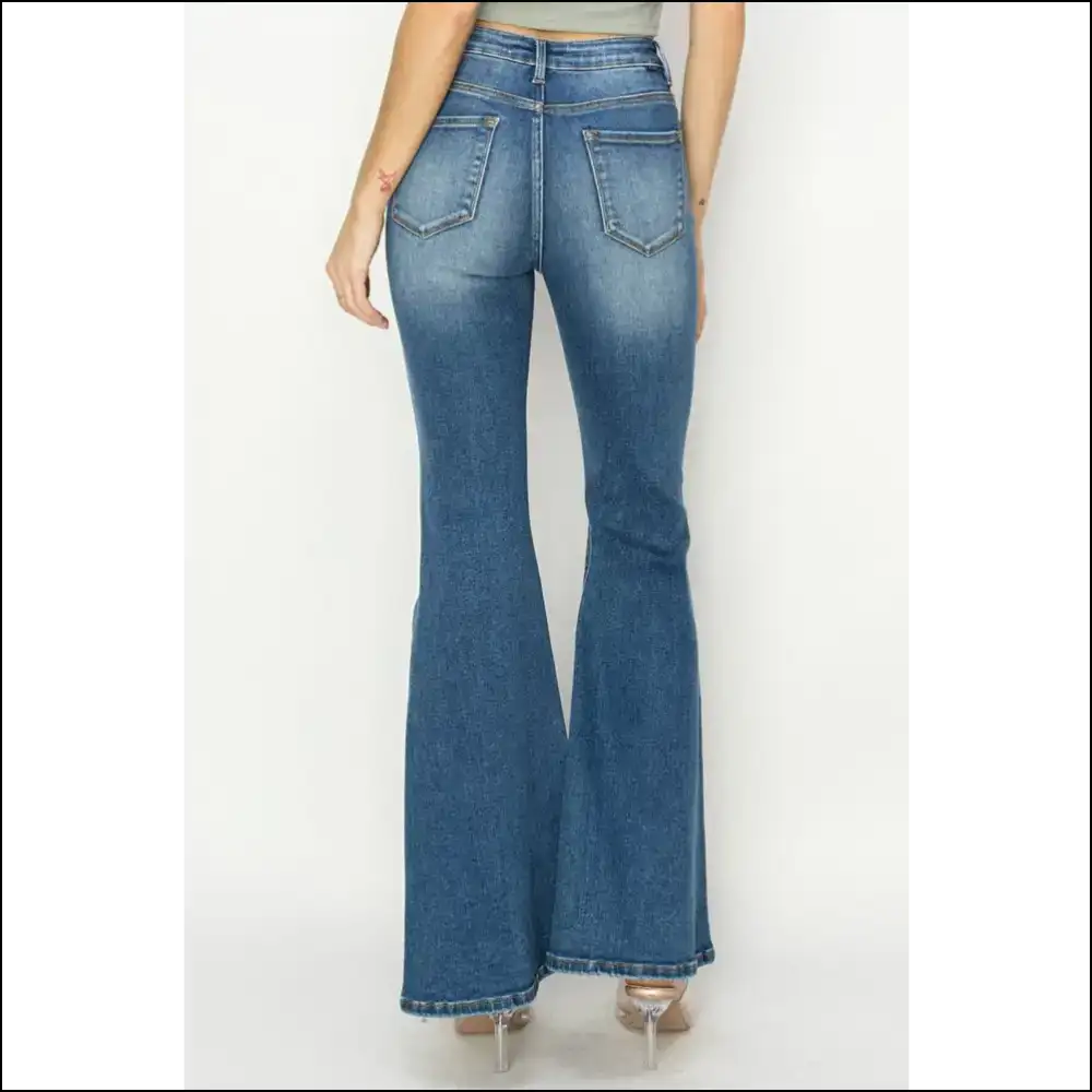 High Rise to Heaven: Risen Flare Jeans for your Vintage Vibes 🎉 - on Sale Worldwide Shipping