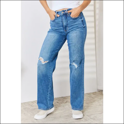 High Waist Distressed Jeans: for Curves that Kill and Confidence Thrills - Jeans on Sale Worldwide Shipping