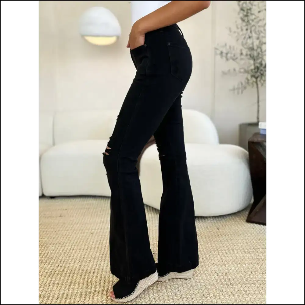 High Waist Flare Jeans: Elevate your Style and Confidence Darling! 💁‍♀️🔥 - Jeans on Sale Worldwide Shipping