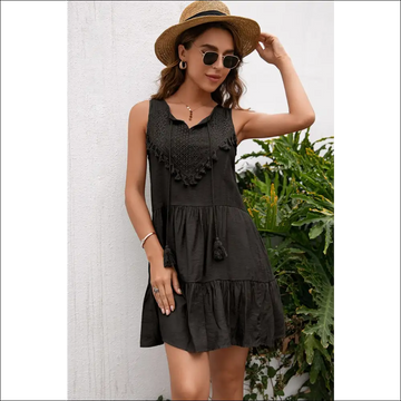 Black / M