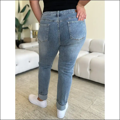 Judy Blue Jeans: High Waist Cuff Hem and a Side of Sass - Jeans on Sale Worldwide Shipping