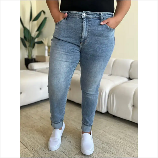 Judy Blue Jeans: High Waist Cuff Hem and a Side of Sass - Jeans on Sale Worldwide Shipping