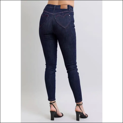 Judy Blue Skinny Jeans: Pockets for your Snacks Style Sass! 😏 - Jeans on Sale Worldwide Shipping