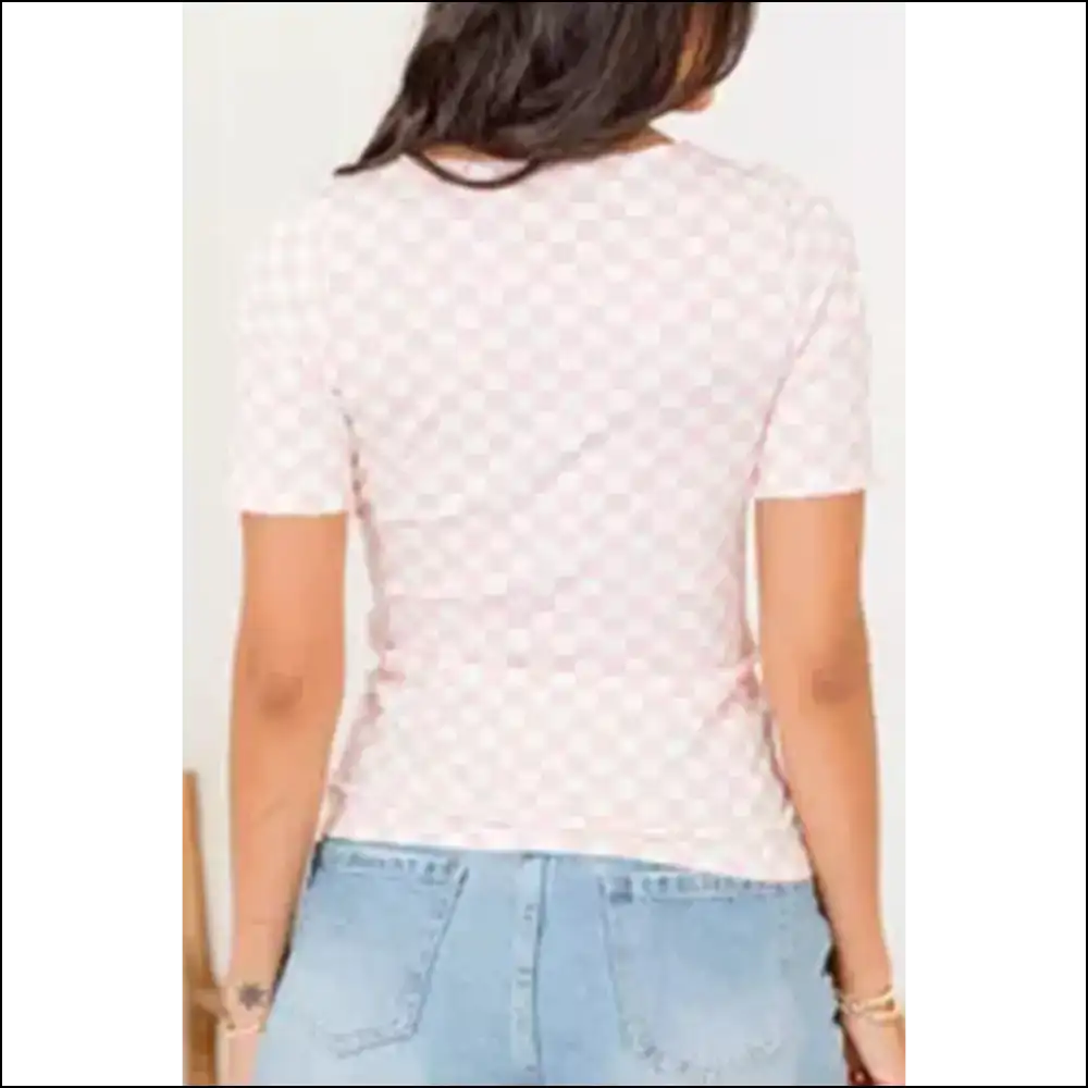 Pink Checkered Slim Fit Crew: so Chic it Hurts 💅 Needful Things - t Shirts on Sale Worldwide Shipping