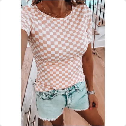 Pink Checkered Slim Fit Crew: so Chic it Hurts 💅 Needful Things - s - t Shirts on Sale Worldwide Shipping