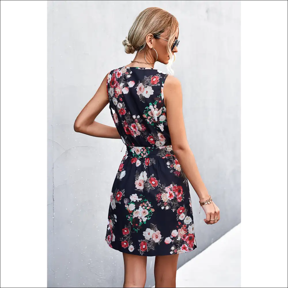 Chic Printed Zip Detail Belted Sleeveless Dress - Dresses on Sale Worldwide Shipping