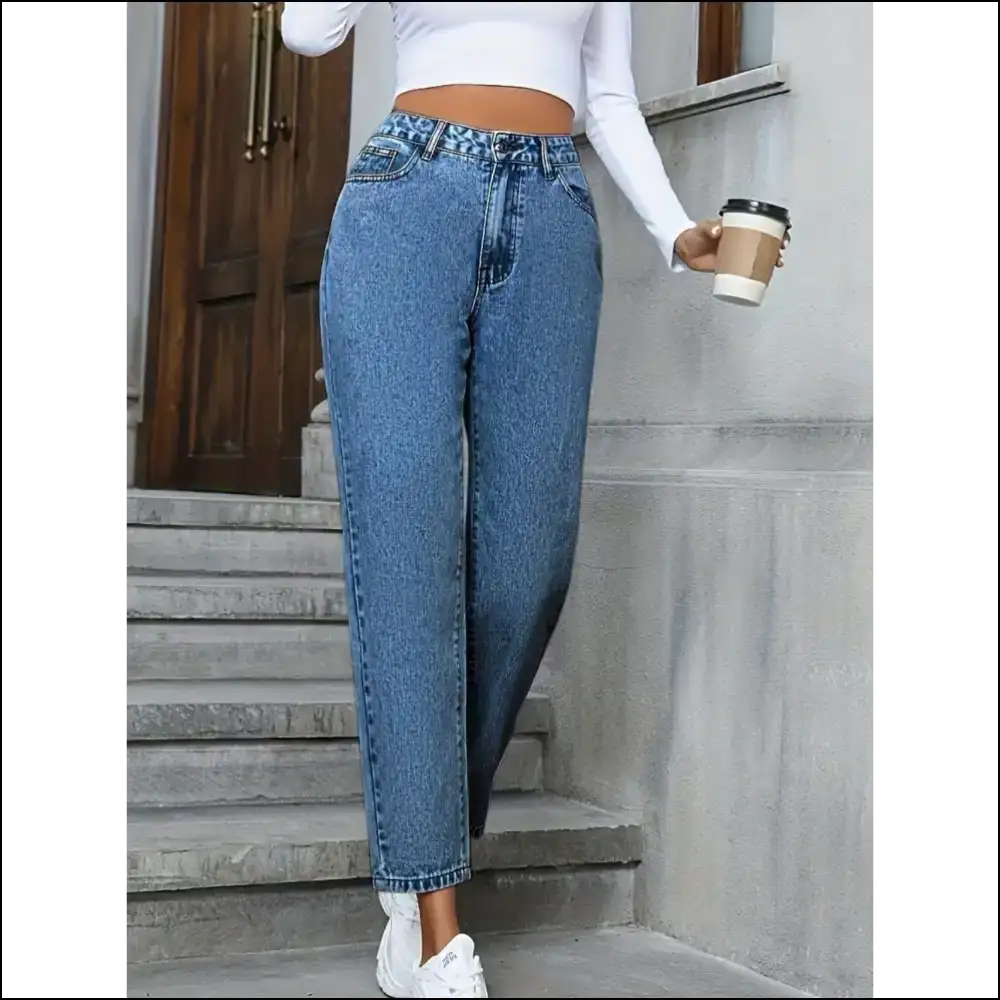 Sassy and Classy: Pocketed Straight Leg Jeans for Hiding Snacks 🍕👖 - on Sale Worldwide Shipping