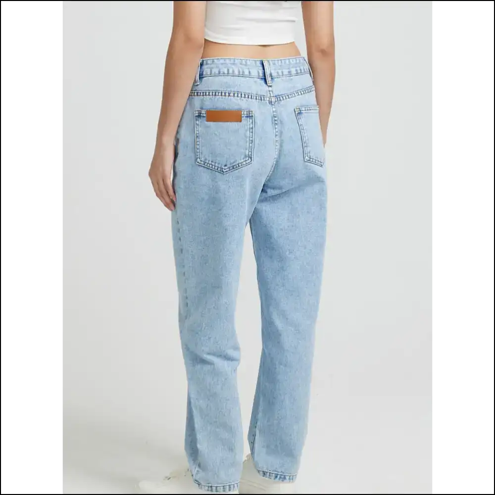 Sassy and Classy: Pocketed Straight Leg Jeans for Hiding Snacks 🍕👖 - on Sale Worldwide Shipping