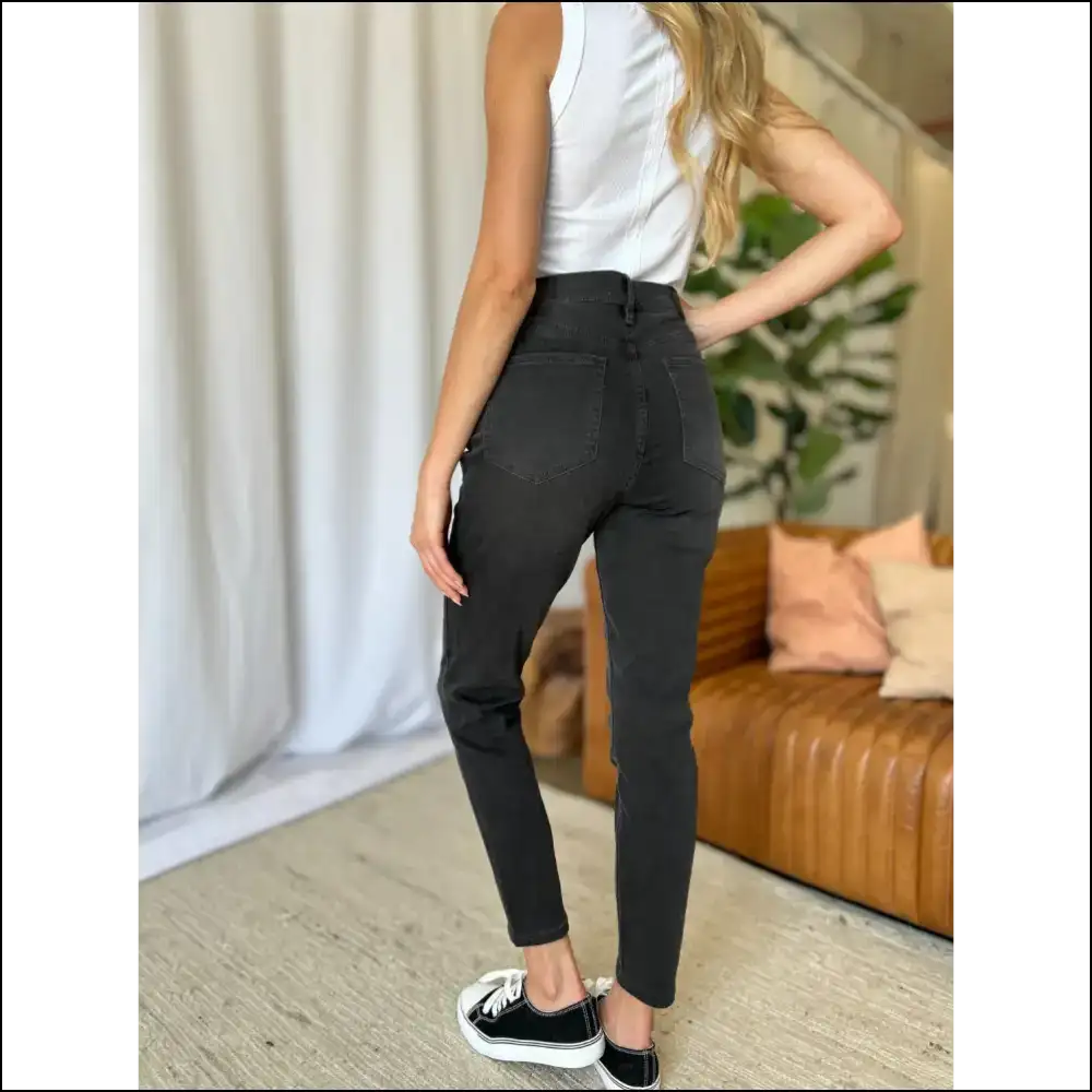 Squeeze Into Confidence: Rfm’s High Rise Tummy Control Jean-tastic Adventure! - Jeans on Sale Worldwide Shipping