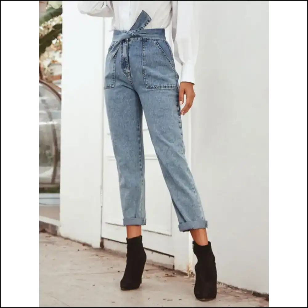 Straight Leg Jeans: your Ticket to Chic and Comfort no Fashion Crimes! 😄 - Jeans on Sale Worldwide Shipping