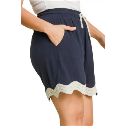 Umgee Color Blocked Scalloped Hem Shorts - on Sale Worldwide Shipping