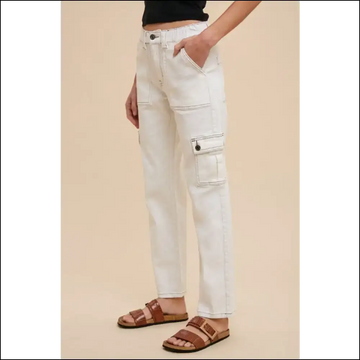 White / S