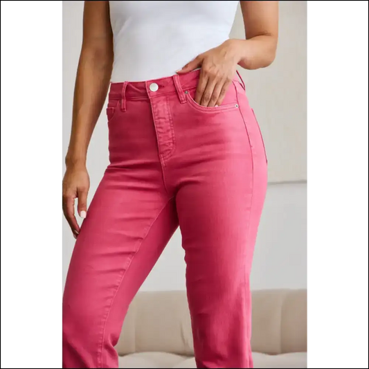 Unleash your Inner Diva with Rfm Crop Dylan: Jeans that Slay 💃✨ - on Sale Worldwide Shipping