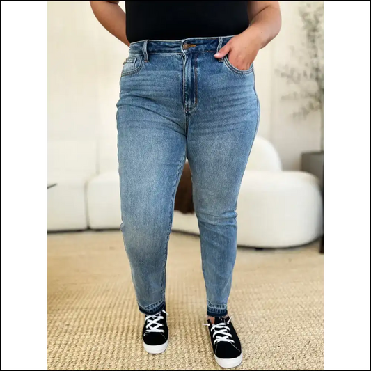 Unleash your Inner Goddess with Judy Blue’s Magic Release Hem Jeans! 😂💥 - Jeans on Sale Worldwide Shipping
