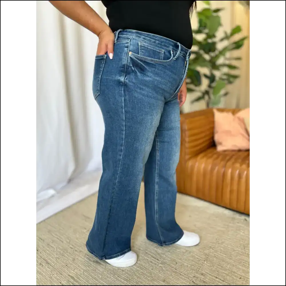 Unleash your Inner Queen with Rfm High Rise Tummy Control Jeans 👖✨ - on Sale Worldwide Shipping