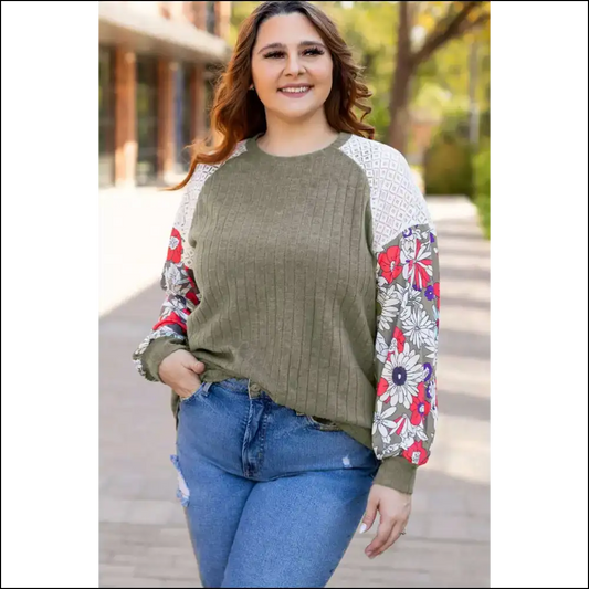 Vineyard Green Raglan Sleeve Top: Hide your Snacks Honey! 🌻 Needful Things - 1x - Plus Size Tops on Sale Worldwide Shipping