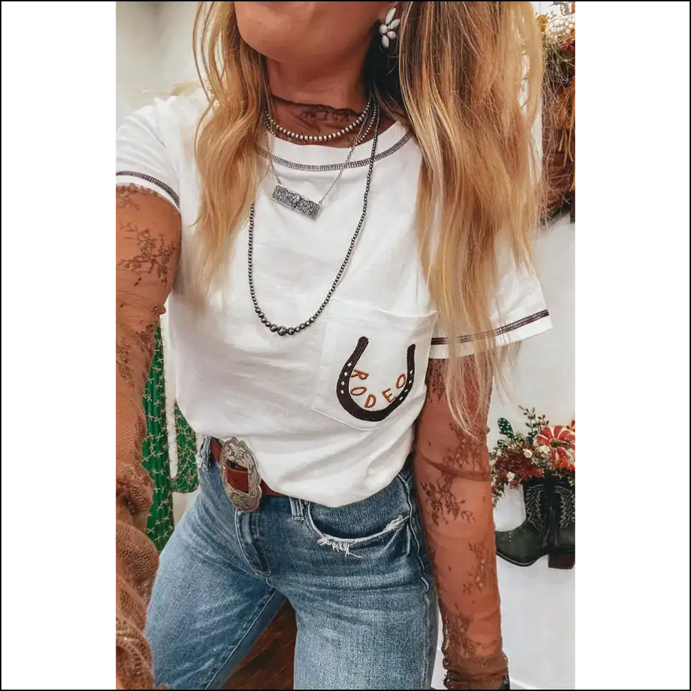 White Rodeo Horseshoe Tee: Chic Zero Bull 🐴 Needful Things - t Shirts on Sale Worldwide Shipping