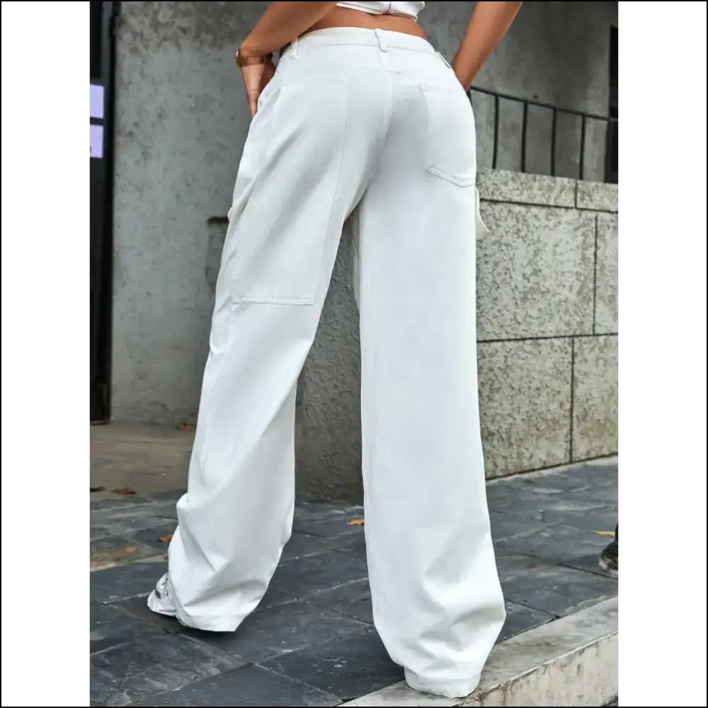 Wide Leg Jeans: Freedom for your Legs and Mischief Soul 😈 - Jeans on Sale Worldwide Shipping
