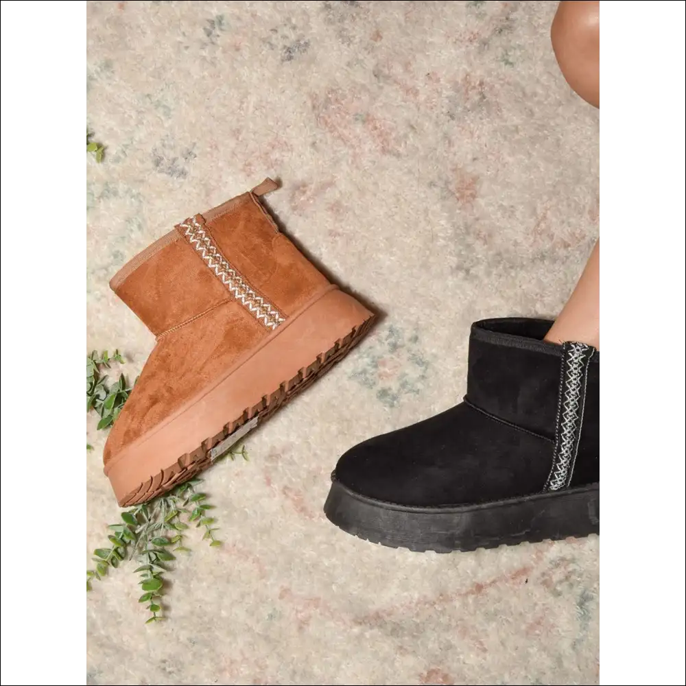Wild Diva Edgy Round Toe Platform Boots - on Sale Worldwide Shipping