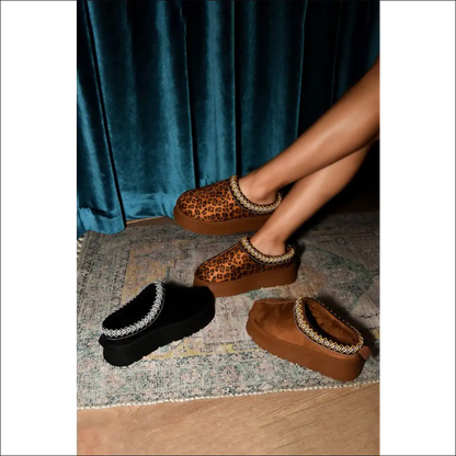 Wild Diva Embroidered Platform Boots - on Sale Worldwide Shipping