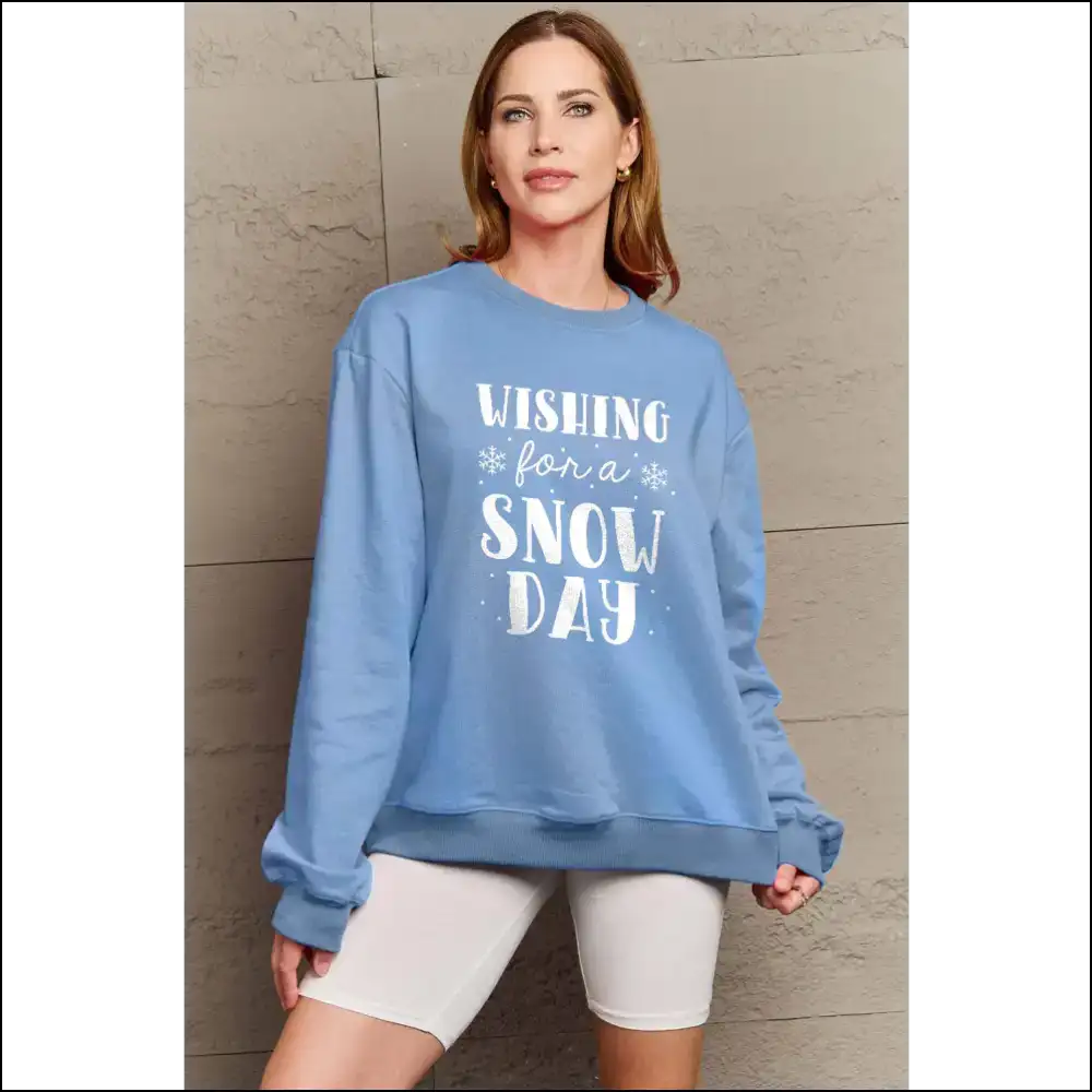 Wishing for a Snow Day Round Neck Sweatshirt - Light Blue / 2xl - Sweatshirts & Hoodies on Sale Worldwide Shipping