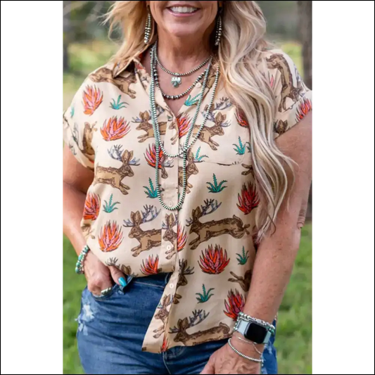 Yeehaw I’m Big & Western Pattern Print! 🤠 Size Freedom at Needful Things! - Khaki / 1x - Plus Tops on Sale Worldwide Shipping