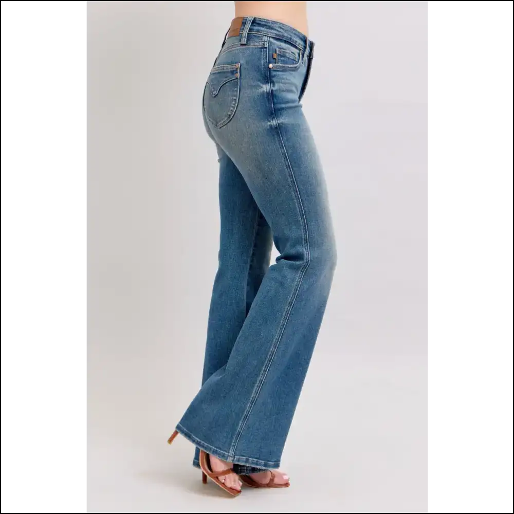 Your Tummy’s New Best Friend: Vintage Wash Jeans for Queen Vibes 👑🍑 - on Sale Worldwide Shipping